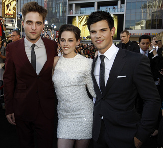  the Twilight trio(aka Robert,Kristen and Taylor) at the Eclipse premiere<3