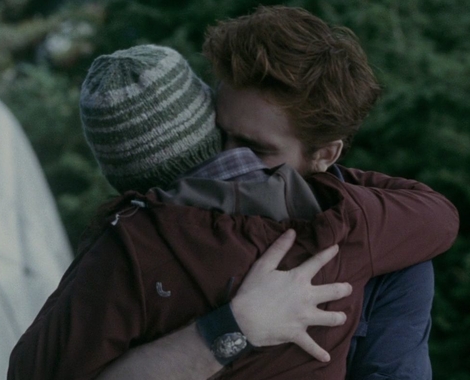  Robert hugging Kristen in a scene from Eclipse<3