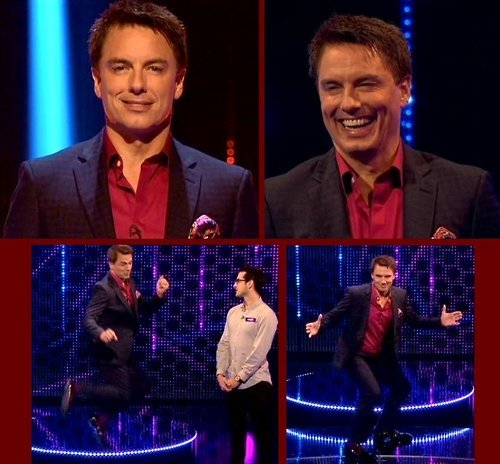  John Barrowman filming Pressure Pad in Glasgow :D I went to that and it was AMAZING<3