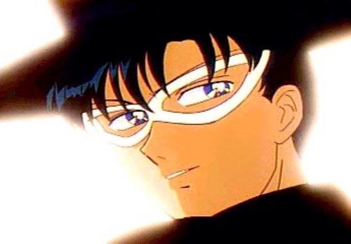  Tuxedo mask had a huge crush on him when I was 13 :-)