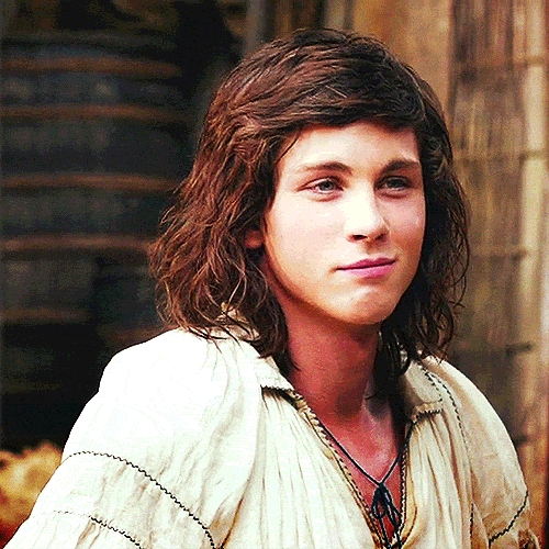  he was very sexy as D'Artagnan :)