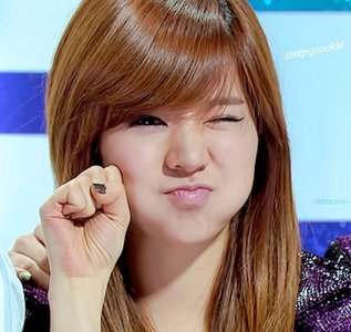  All three of them have really cute aegyo but Sunny was born with cuteness. Her face was made just for aegyo. Sunny is definitely the best when it comes to aegyo