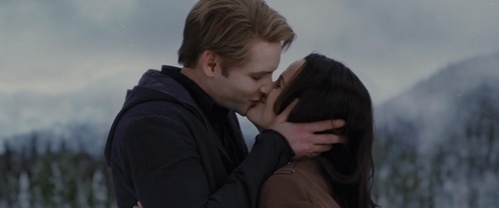  I'm Team Esme and Carlisle. They are my お気に入り couple in The Twilight Saga. The way Esme and Carlisle look at each other あなた can tell even after they are still madly in love. I 愛 their story and their 愛 for each other is so strong.
