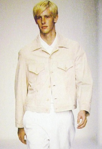  young Gabe on the runway, modelling *_*