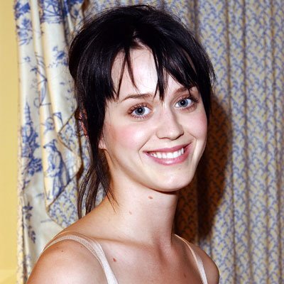  I like Katy's looks better. Here she is without makeup