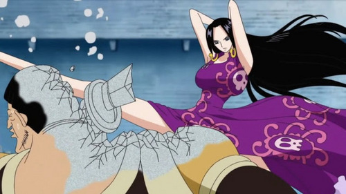  蟒蛇, 宝儿 Hancock (One Piece) she is one the 7 war lords of the sea..........she is extremely dangerous.........eh he hehe