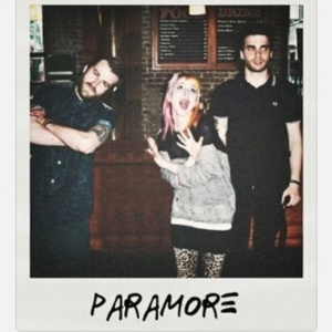  Paramore - they're still very close to my tim, trái tim though.