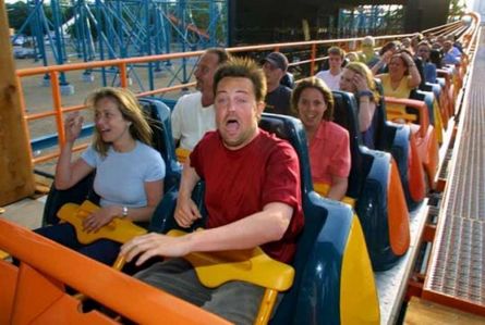  Matthew Perry on a roller coaster :)