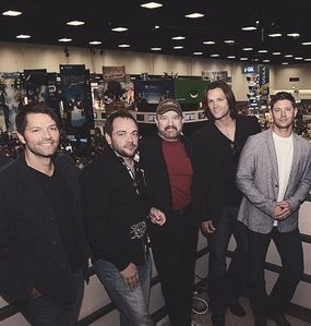  The awesome cast of Supernatural!