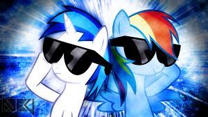  Vinyl Scratch или радуга Dash...Someone has the exact same thing as me, right?