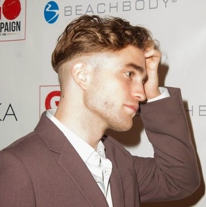  Robert,ILY...but wtf were te thinking when te got this god awful haircut?