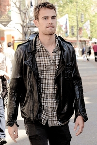  looking even yummier and hotter in a leather jacket<3
