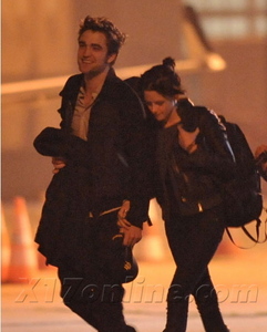  Robert and Kristen walking<3