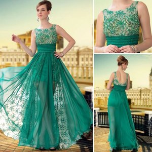 Long frock sort of gown with embroidery on the top and I luv this dress!