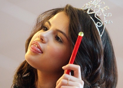  Mine. In 2009, Selena actually became the youngest UNICEF Ambassador in the history of the organization.