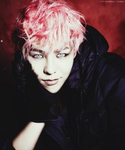 Gdragon is my ultimate celeb( in kpop) but i have so many