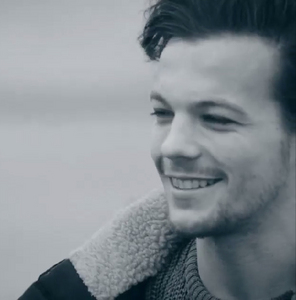  I l’amour looking at pictures of Louis Tomlinson!! Hope toi like this!