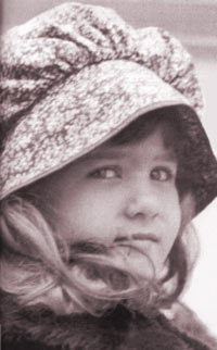  Little Jennifer Aniston <333