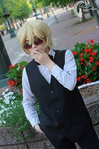  My 最佳, 返回页首 five favourite characters in Durarara!!: 1. Shizuo (I cosplay him as well haha, as in pic. smoke is fake) 2. Izaya 3. Shinra 4. Celty 5. Masaomi
