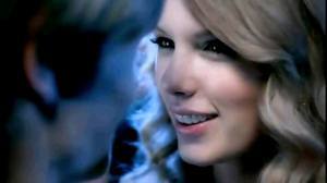 taylor swift in ~

you belong with me!