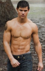  Taylor launter so adorable especially when shirtless I would so make out with him