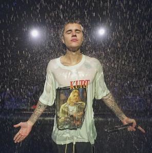 Bieber wearing a shirt with the late Kurt Cobain on it