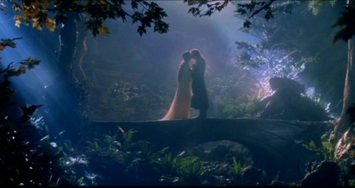  The Lord Of The Rings: The Fellowship Of The Ring ~ Arwen an Argorn's halik <3