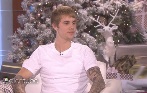  a pic of Justin on Ellen from this año (this mes to be exact)