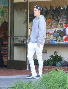  Justin in white jeans