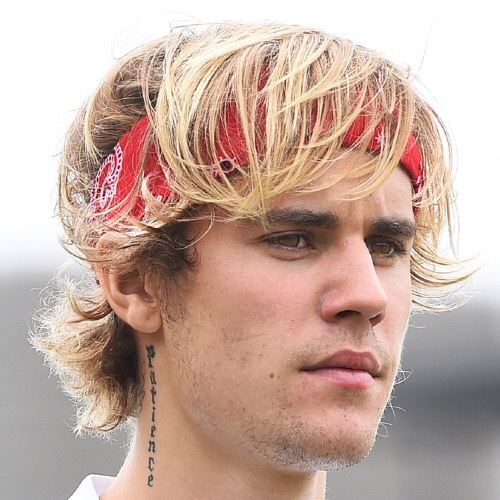  Justin’s beautiful locks .. I actually liked his hair like this !