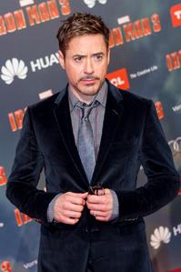  RDJ - who not only was born in the same bulan as me,but his birthday is 1 hari before me.We were both born in April...him on April 4 and me on April 5
