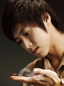 Post your fave picture of Yunho~