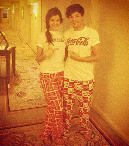  ROUND 1 POST A PIC OF LOUIS WITH ELEANOR:D