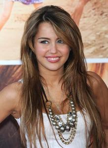  is this picture is best picture of miley cyrus??