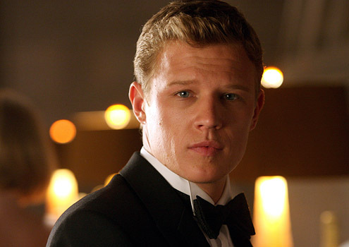  Right.Im going to say a actor and あなた post a picture that is hot.Post a picture of Chris Egan that あなた think is hot.
