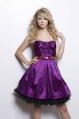 post a pic with taylor swift in a purple DRESS!!!