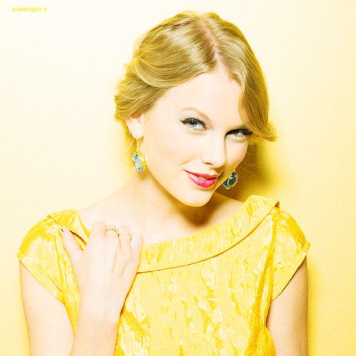 CONTEST~!~!~!~ POSTA PIC OF TAYLOR WEARING YELLOW:D