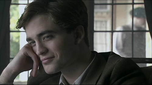  Post a pic of your actor that Du haven't gepostet before.Here is one of my Robert that I haven't gepostet before.This pic is from 2006.My sweet baby faced(but still handsome) Robert<3
