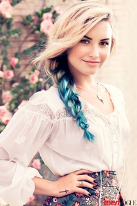 Post your favorite picture of Demi ♥♕