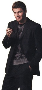  Post a pic of an actor with a cigar.