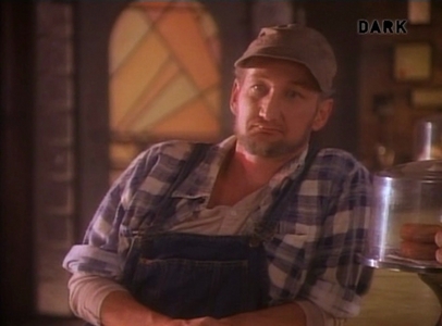 Post a pic of your actor wearing overalls.