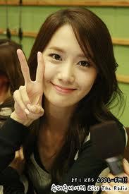 Do you hate yoona ? yes or no if yes tell me why