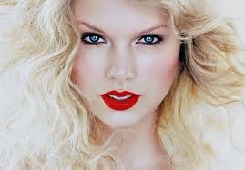  Post a picture of Taylor wearing lipstick ♥ 10 リスペクト for the winner and 2 リスペクト for every entry ♥ Good Luck! ♥
