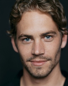 Photo of an actor with Blue eyes