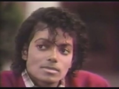  Inspired oleh "@fashionista101"'s pertanyaan pertaining to my keterangan of Michael's pretty dark hypnotic eyes, post a nice up close photograph of Michael's eyes