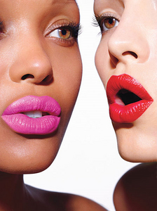  Which do u prefer roze of Red lipsticks? Why ?