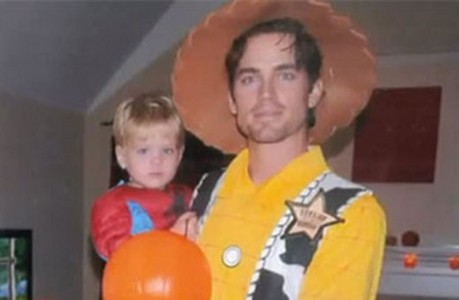 Post a picture of your actor dressed up for Halloween