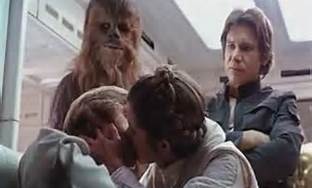  Do u think when Leia kissed Luke in ESB, she did it to make Han jealous?
