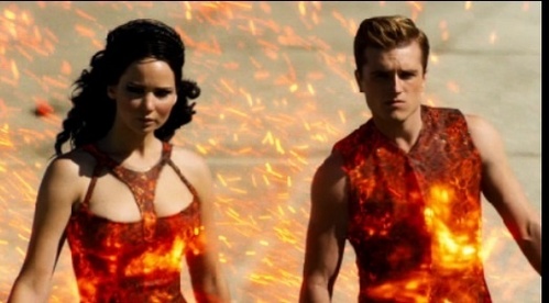  Do u think Jennifer Lawrence is better in 'The Hunger Games' of 'The Hunger Games: Catching Fire'