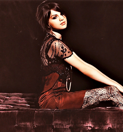 Selena Lace *